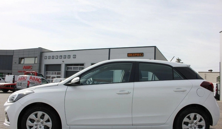 Hyundai i20 cena 44900 przebieg: 18100, rok produkcji 2019 z Gniezno małe 191